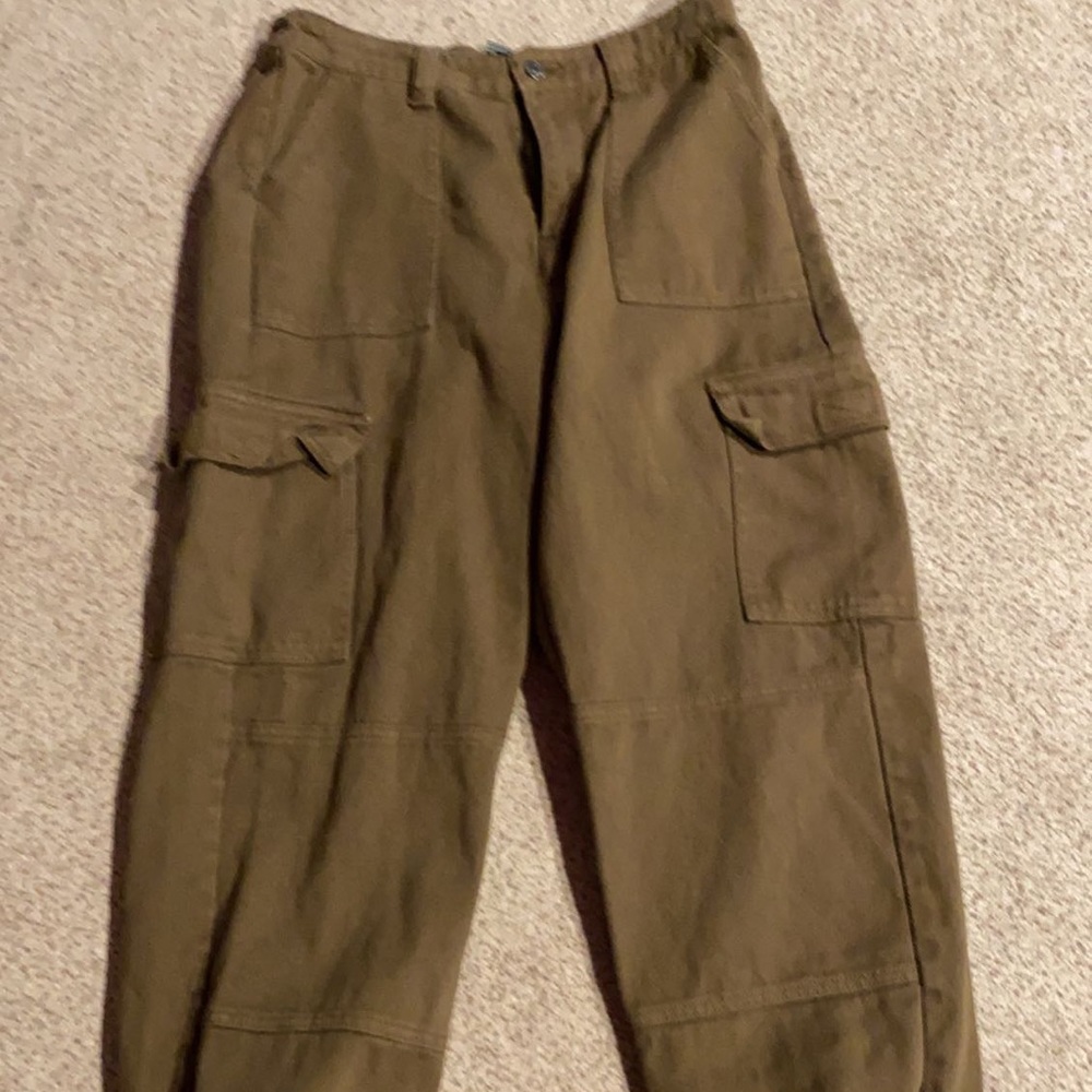 Forever 21 cargo pants worn once
